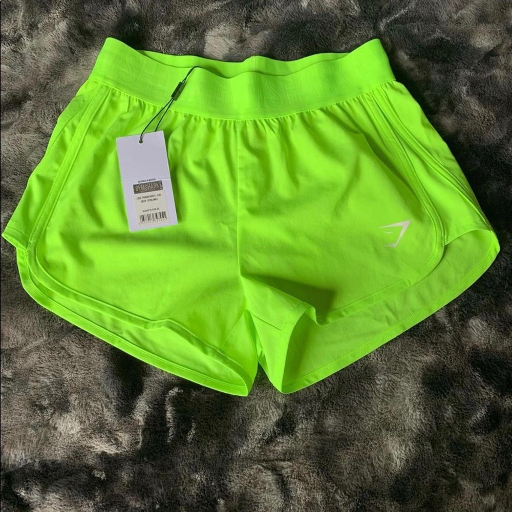 GymShark Loose Training Shorts (xs)